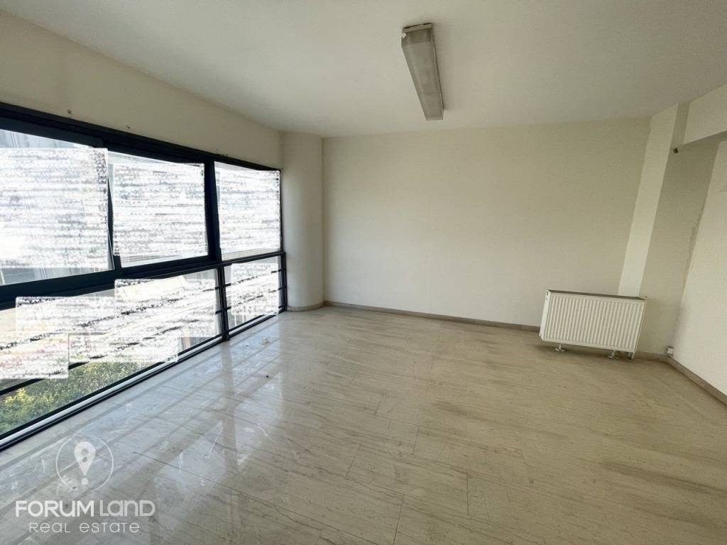 Forumland Real Estate, Grapheiakos choros