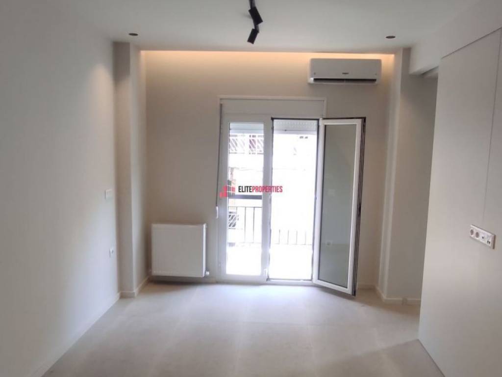 ΣΑΛΟΚΟΥΖΙΝΑ