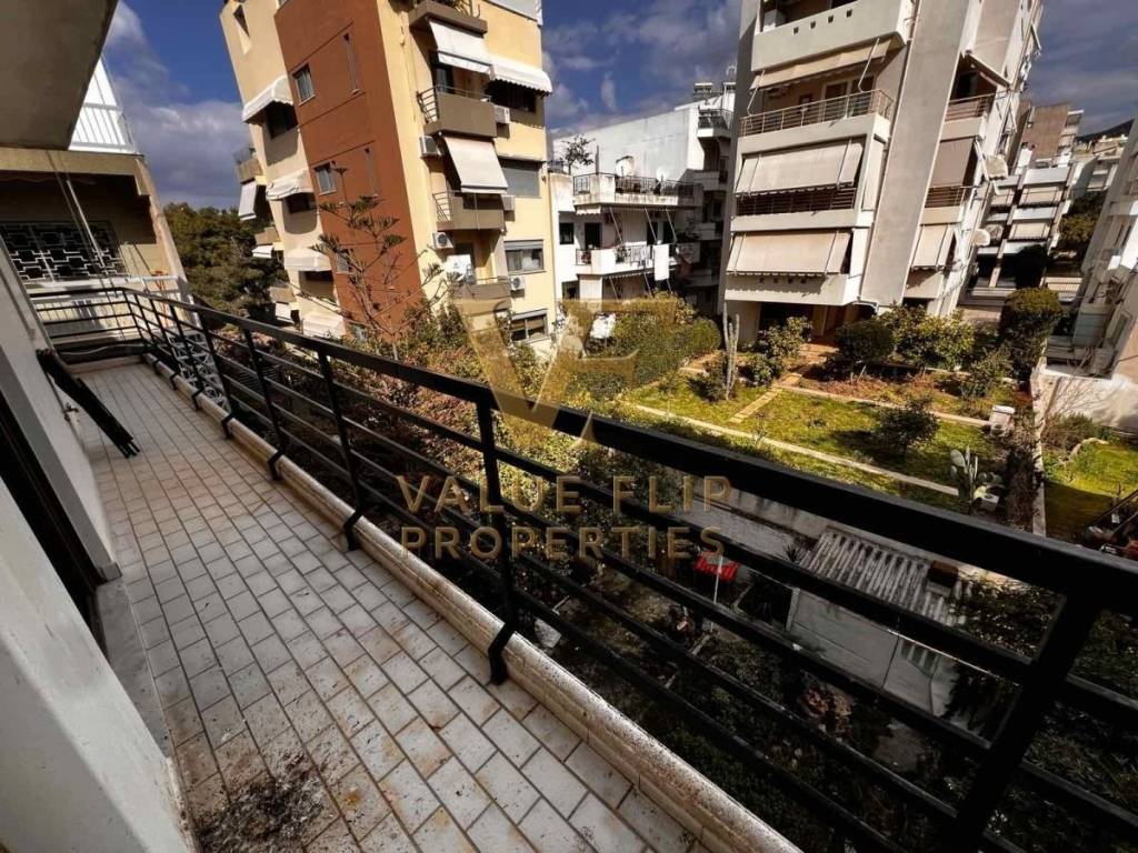 Θέα από μπαλκόνι