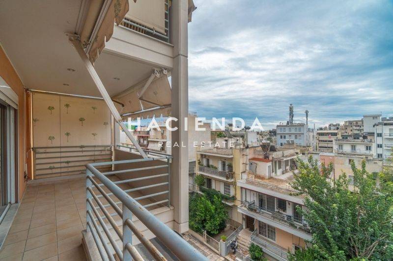 Θέα από μπαλκόνι