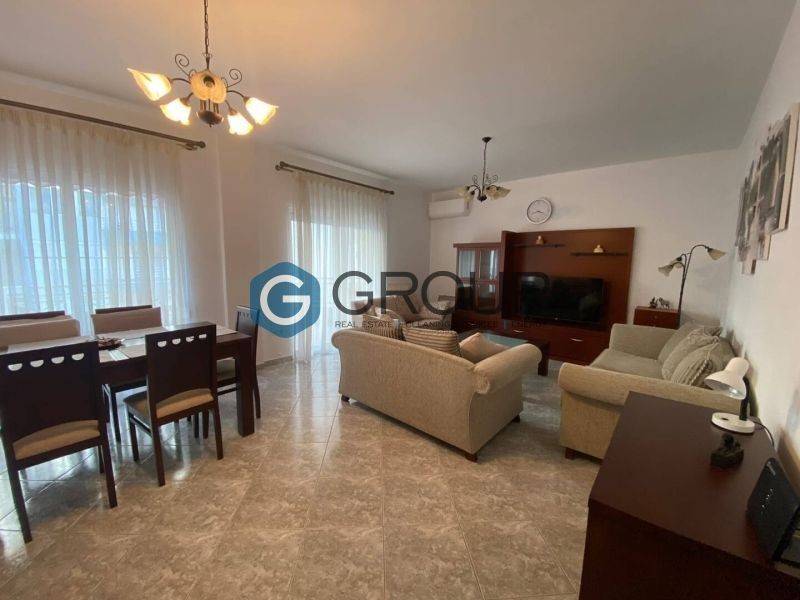 Σαλονοκουζίνα