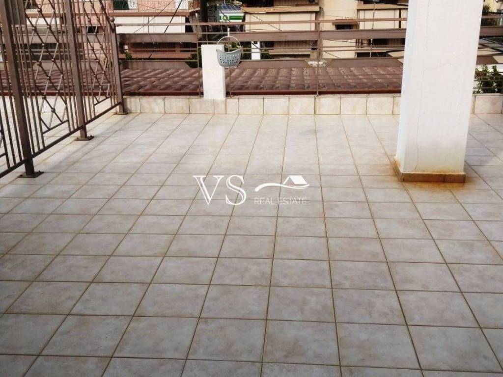 Θέα απο μπαλκόνι