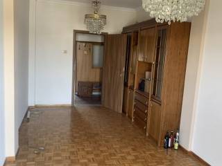 Forumland Real Estate, Saloni