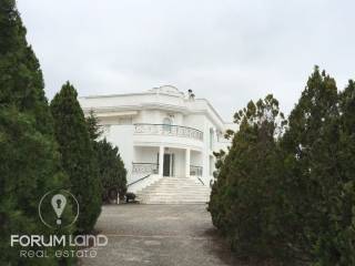 Forumland Real Estate, Εξωτερική Όψη