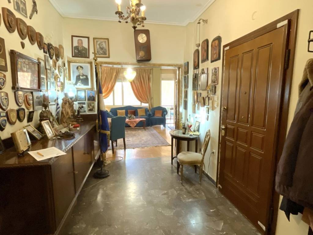 Εσωτερικοι χώροι