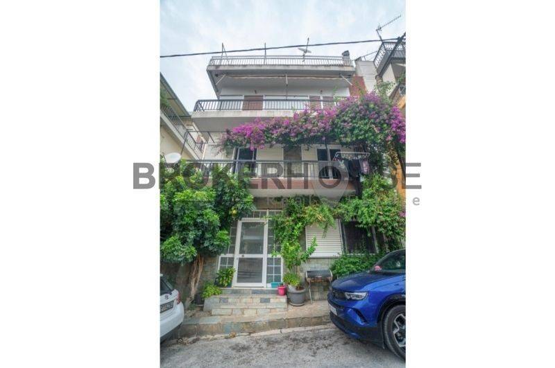 Είσοδος οικοδομής