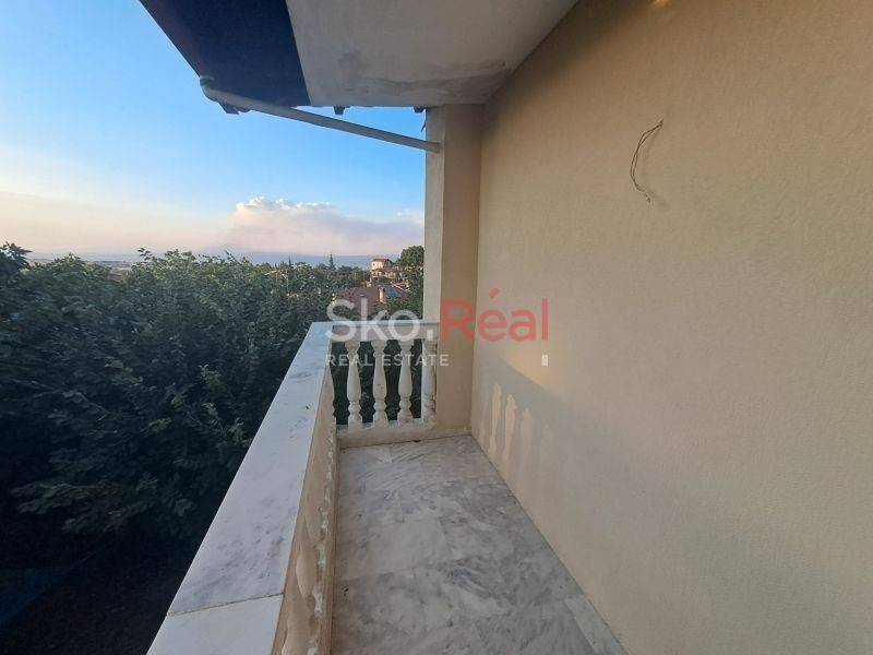 Θέα από μπαλκόνι