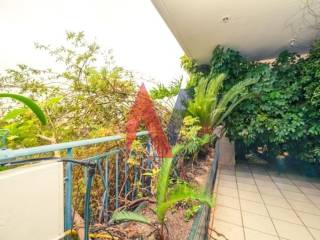 Θέα από μπαλκόνι