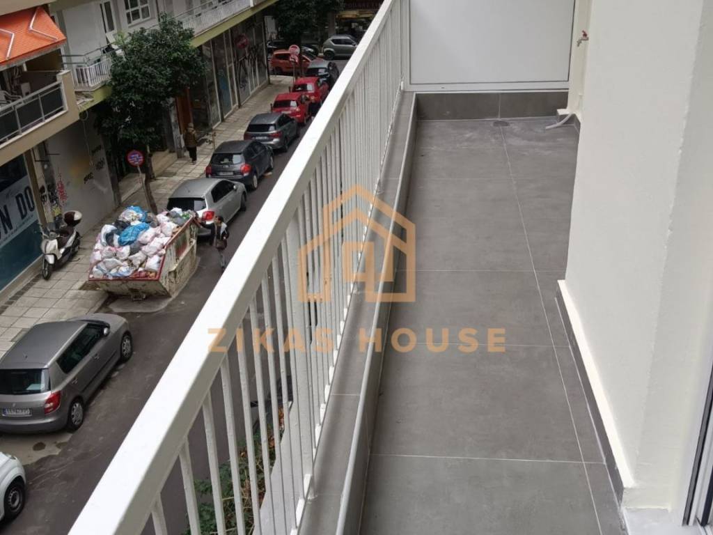 Θέα από μπαλκόνι