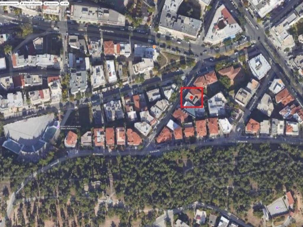 Kombike topothesia, sipla sto Alsos ton Sykeon.