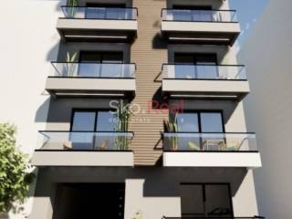 ΦΩΤΟΡΕΑΛΙΣΤΙΚΑ