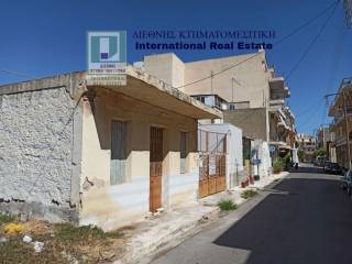 PROSOPSE 10 m. SE ASPHALTOSTROMENE ODO PLATOYS 8 m.