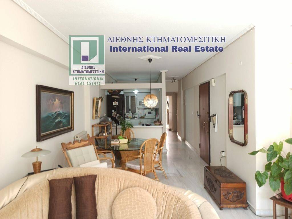 ENIAIOS CHOROS SALONI-TRAPEZARIA-KOYZINA