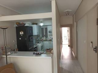 E KOYZINA TOY DIAMERISMATOS