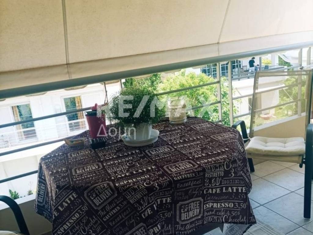 Θέα από μπαλκόνι