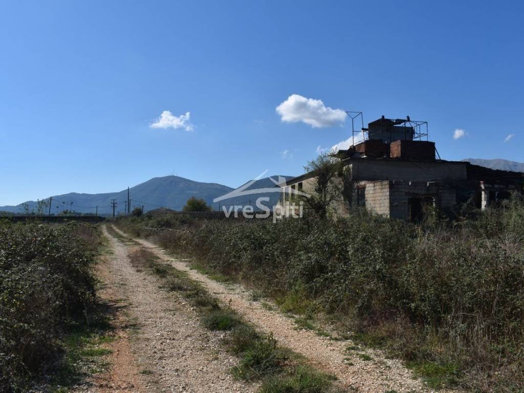 ΑΠΟΨΗ ΑΓΡΟΤΕΜΑΧΙΟΥ