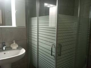 Τουαλέτα -Καμπίνα.