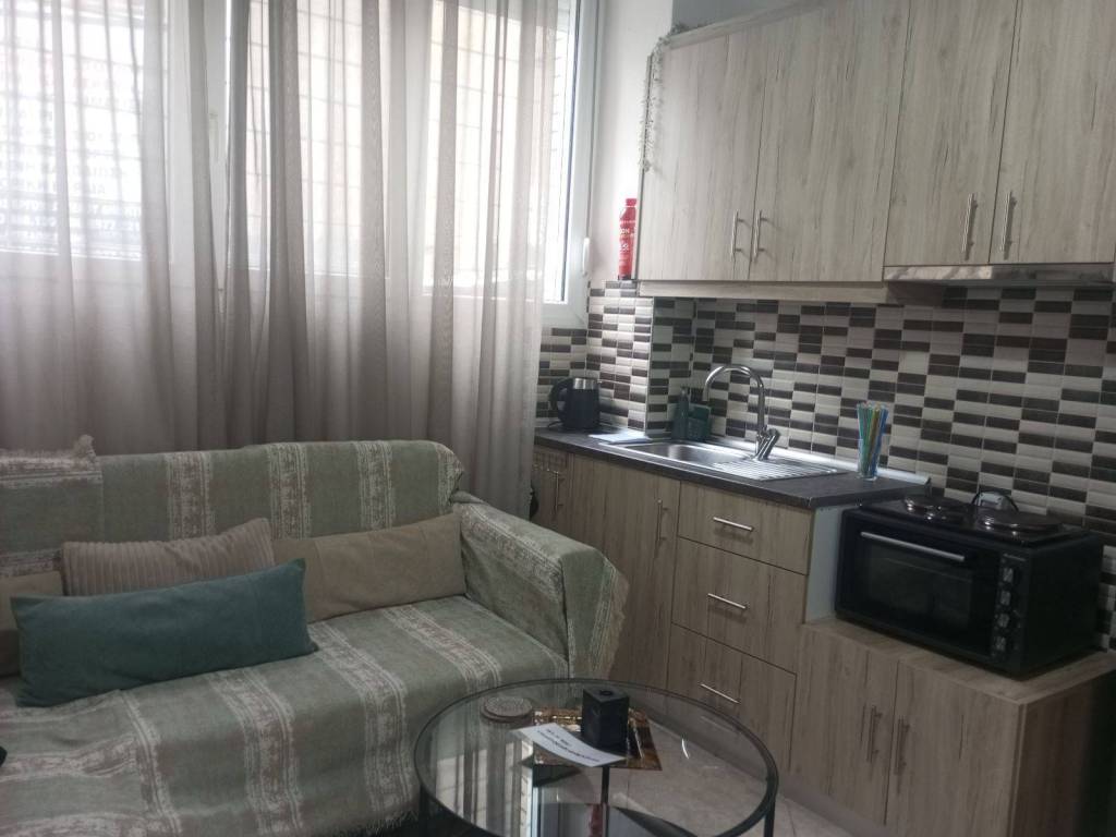 Χώρος καθιστικό -Κουζίνα.