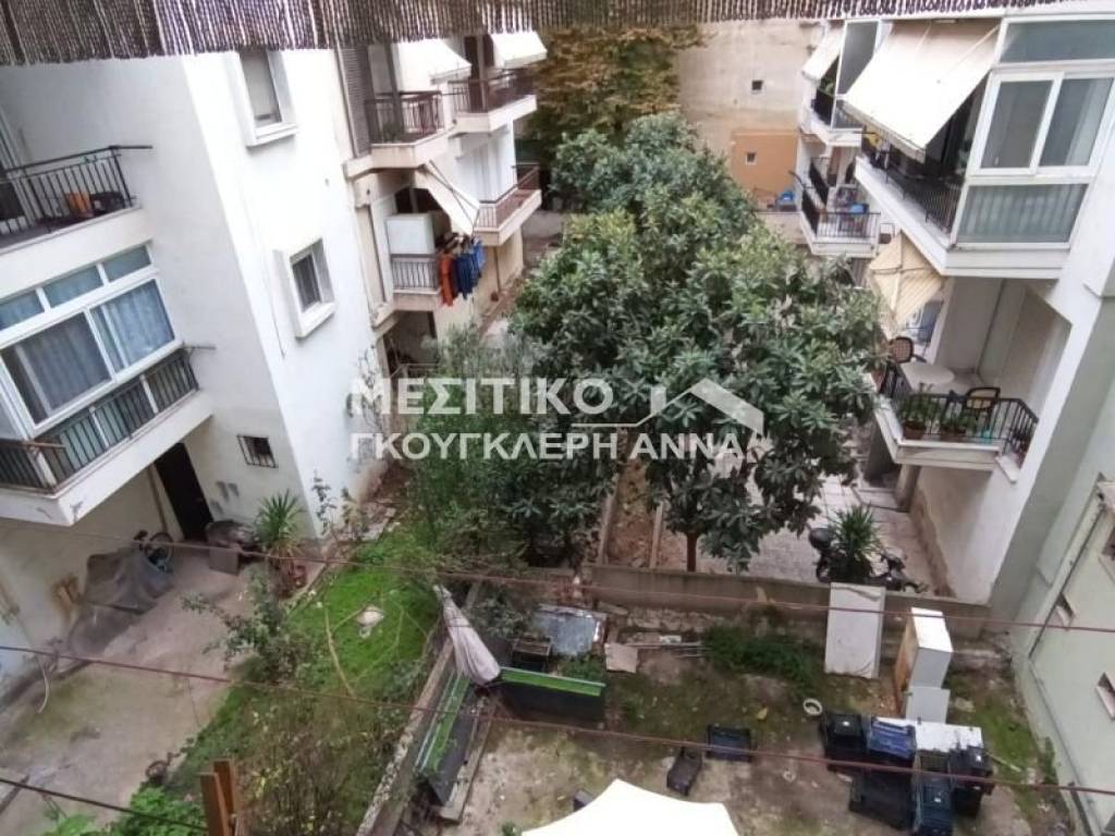 Θέα από μπαλκόνι