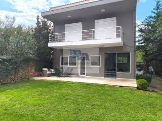 BACK OUTSIDE VIEW OF THE BUILDING