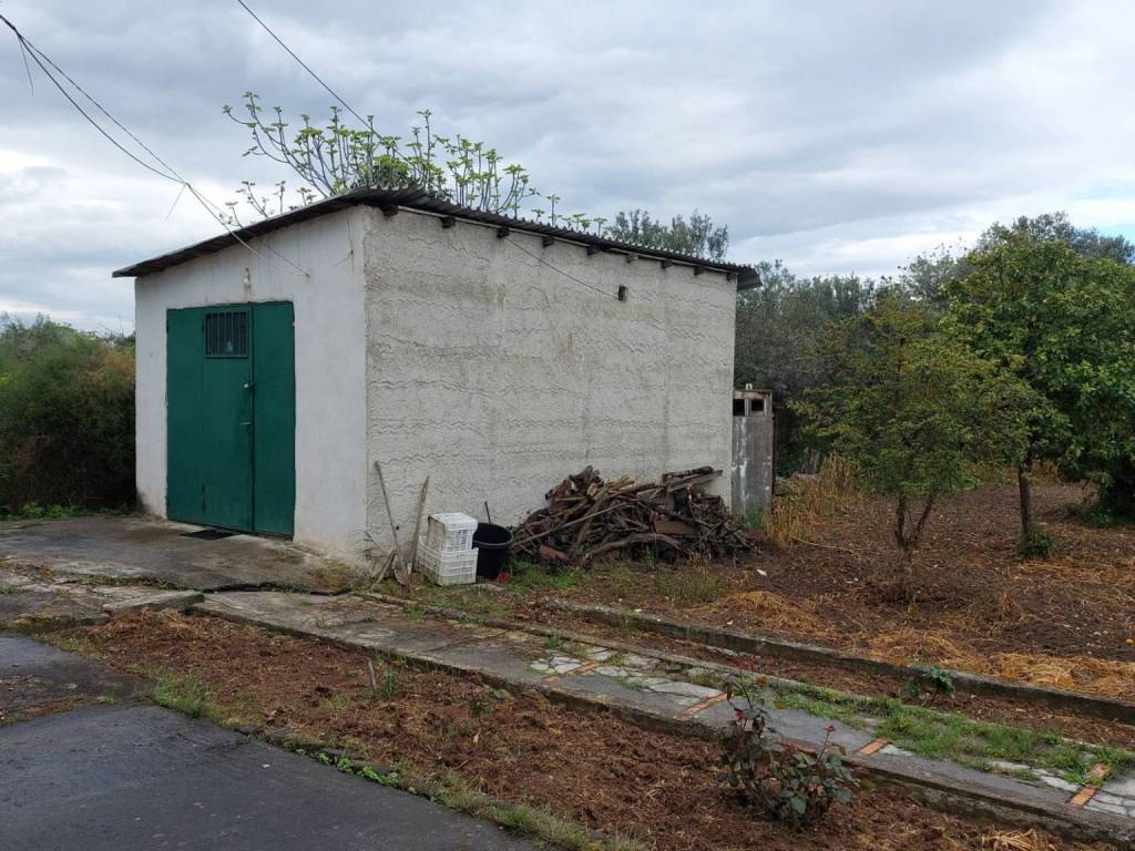 εξωτερική αποθήκη 23 τμ