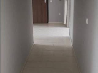 Forumland Real Estate, Διάδρομος