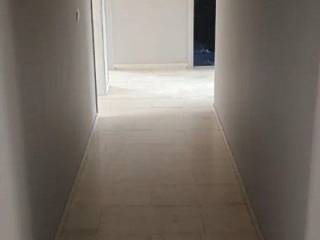 Forumland Real Estate, Διάδρομος