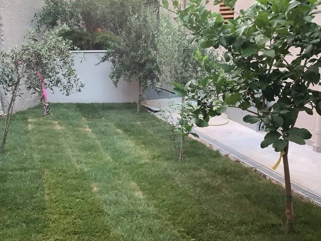 Forumland Real Estate, Κήπος