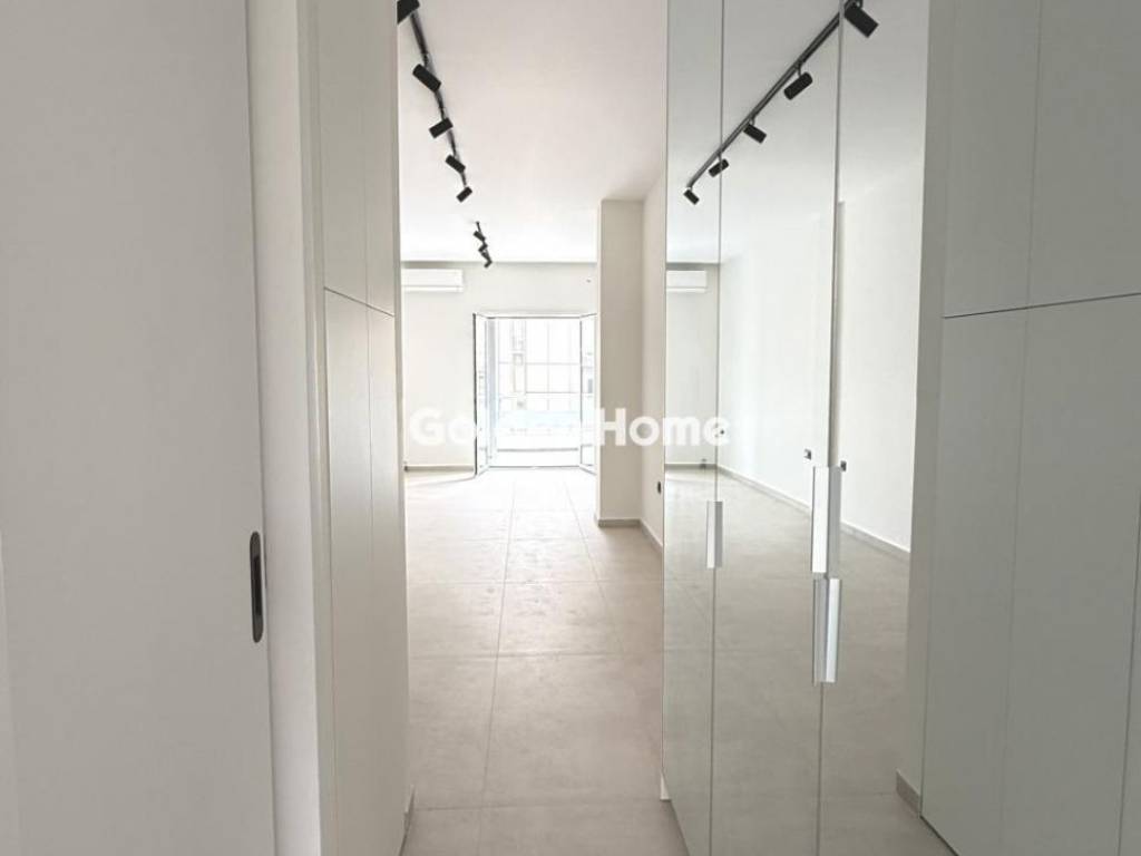 Χολ - Διάδρομος