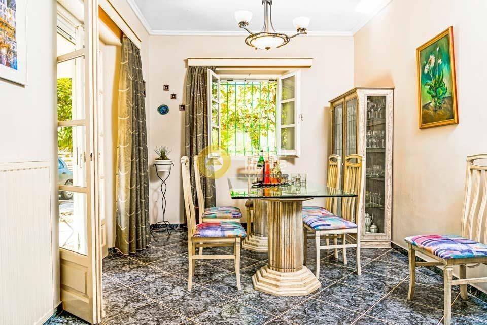 Τραπεζαρία