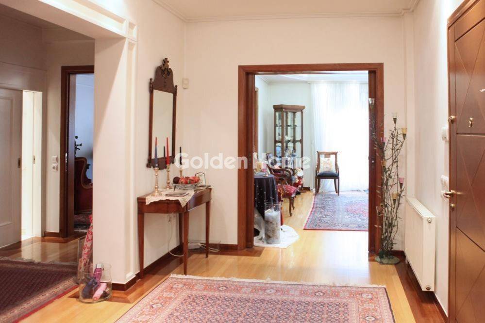 Χολ - Διάδρομος