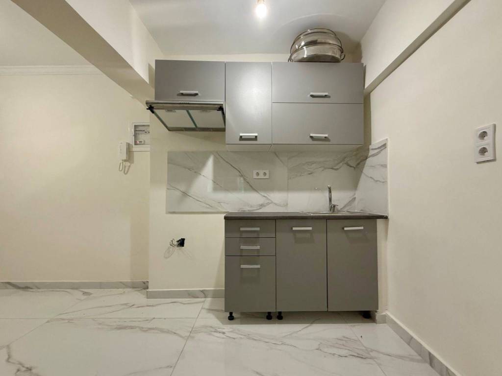 kolonaki_residential_studio_for_rent