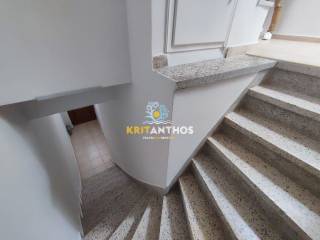 εσωτερική σκάλα