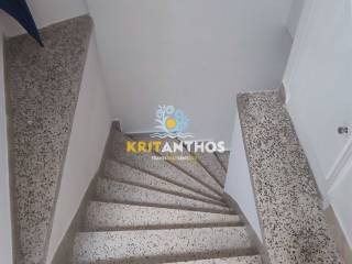 εσωτερική σκάλα