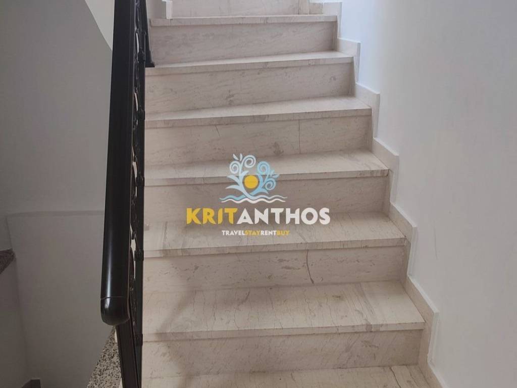 εσωτερική σκάλα