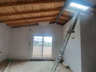 2ος ημιτελής όροφος