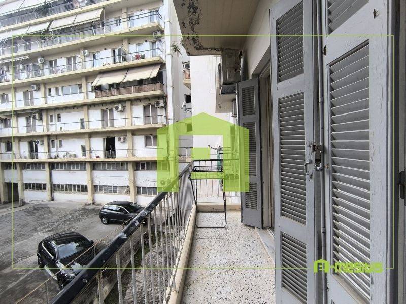 Θέα από μπαλκόνι