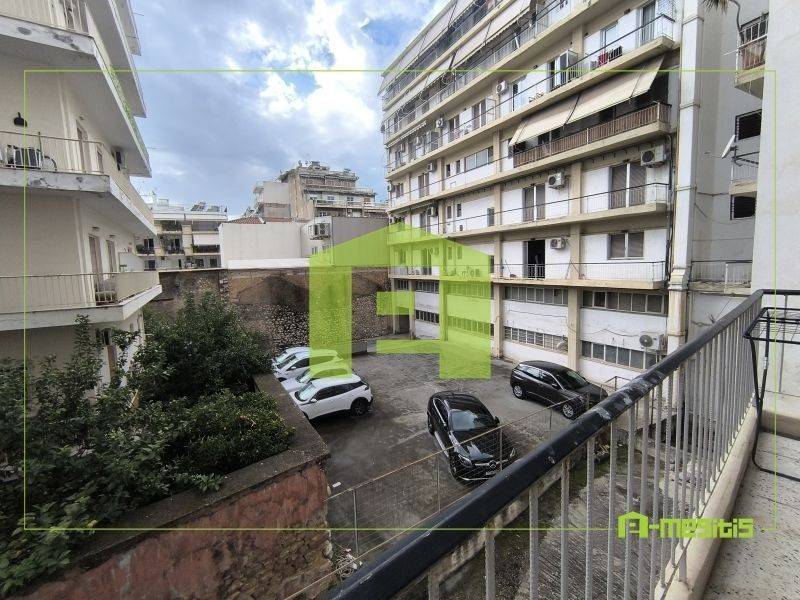 Θέα από μπαλκόνι