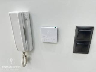 Forumland Real Estate, Διακόπτες