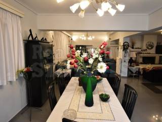 ΤΡΑΠΕΖΑΡΙΑ