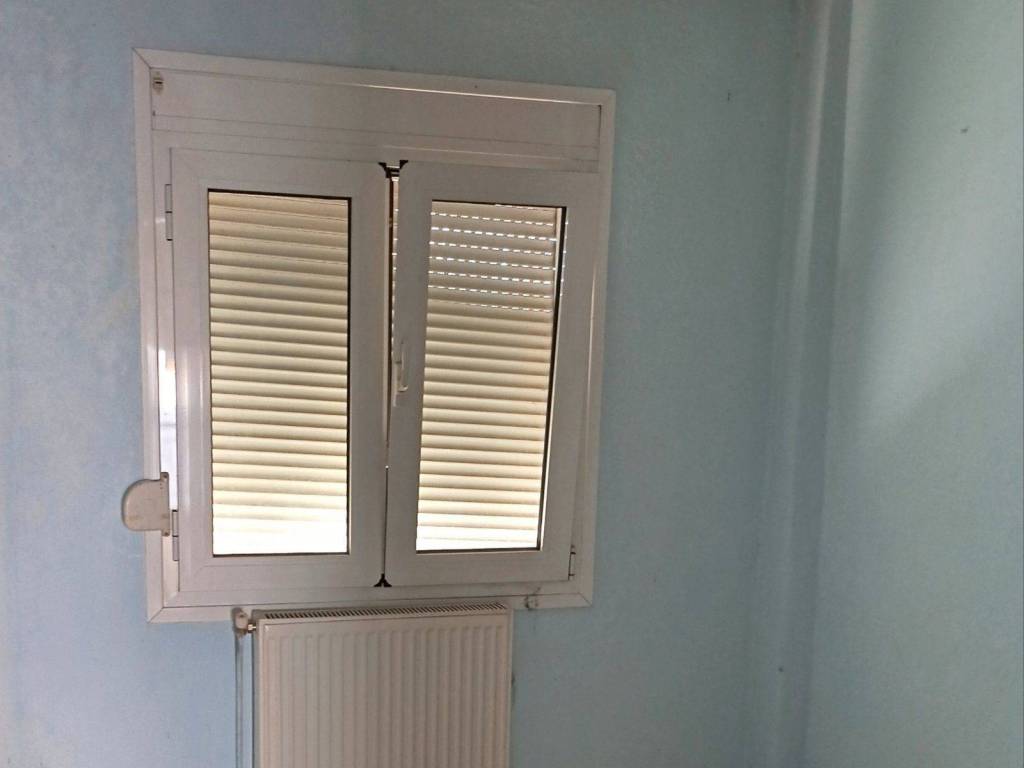 PARATHYRO DOMATIOY NOTIA