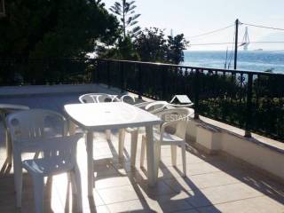 Θέα απο μπαλκόνι