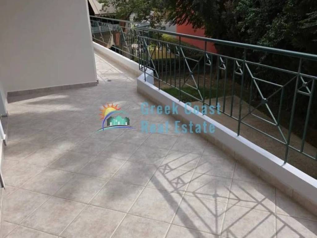 Θέα απο μπαλκόνι