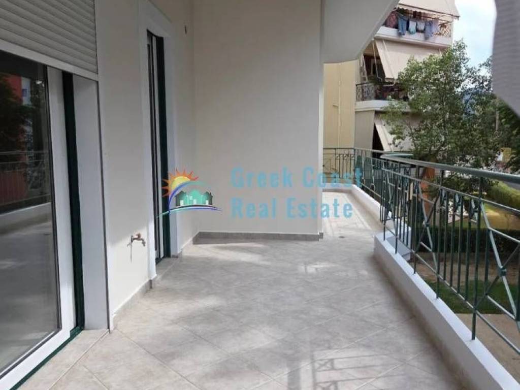 Θέα απο μπαλκόνι