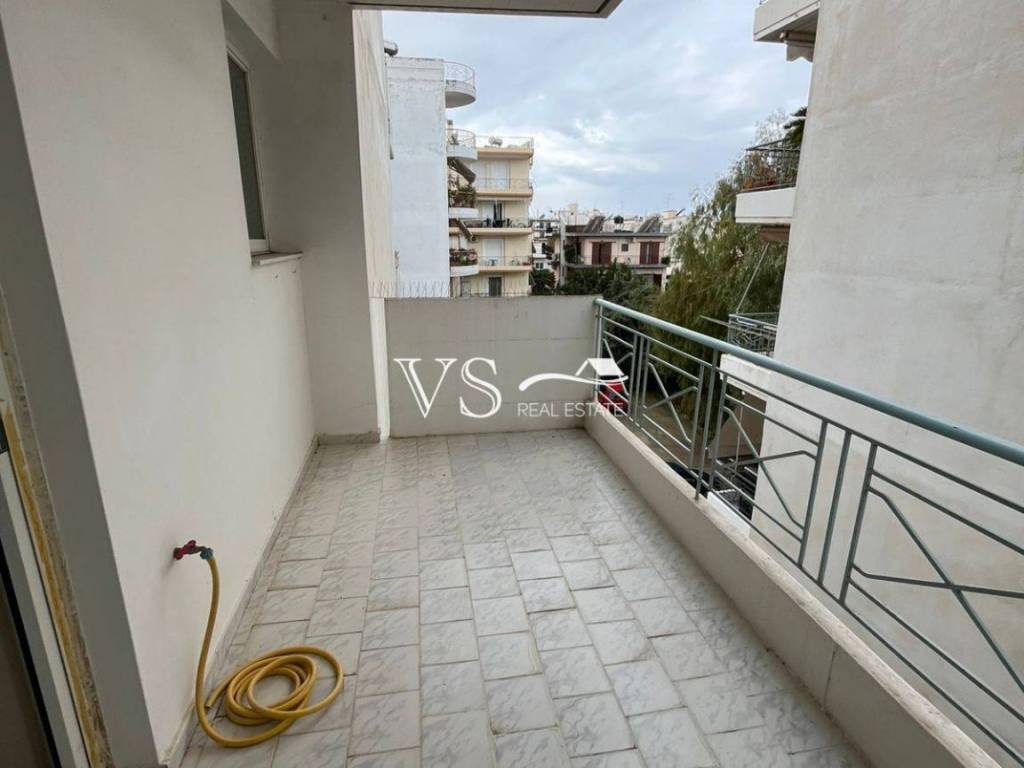 Θέα απο μπαλκόνι