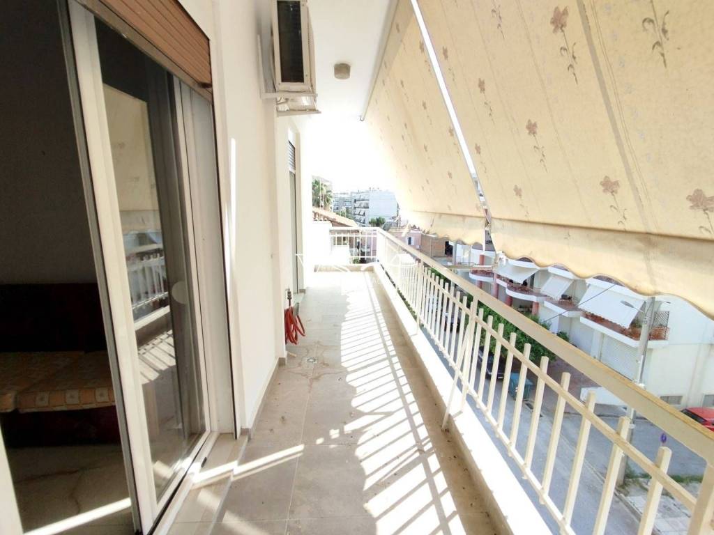 Θέα απο μπαλκόνι