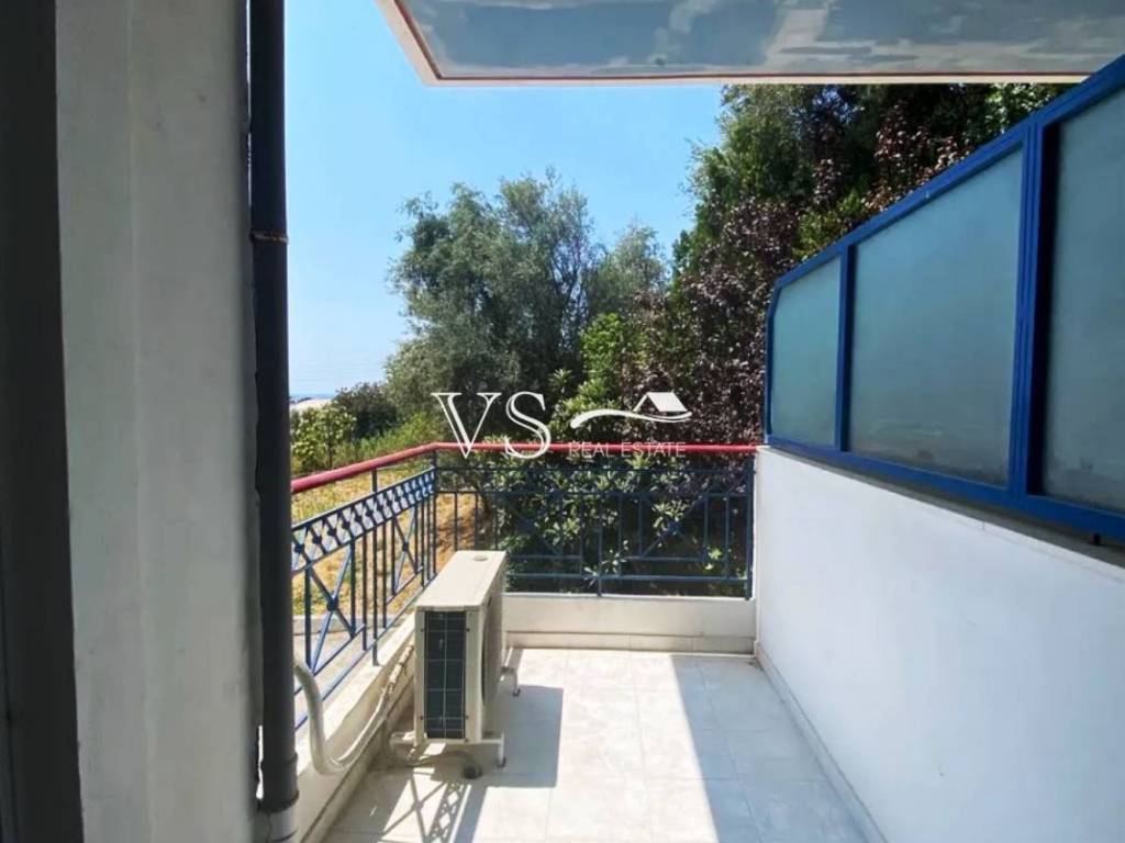 Θέα απο μπαλκόνι