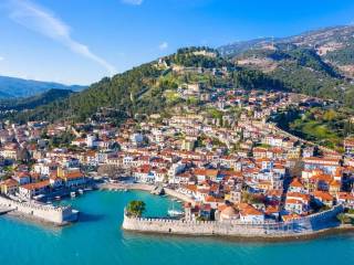 NAFPAKTOS