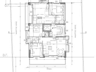 Κάτω διαμέρισμα με μεγάλη βεράντα μπροστά.