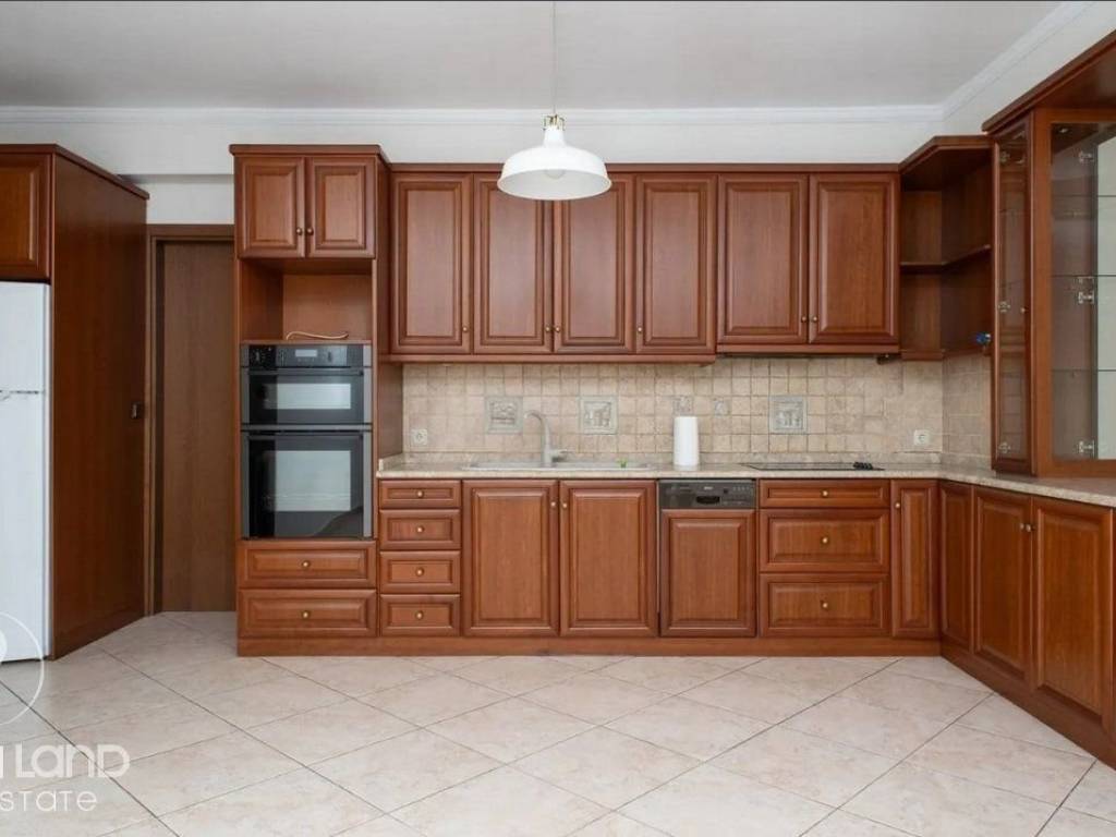 Forumland Real Estate, Κουζίνα